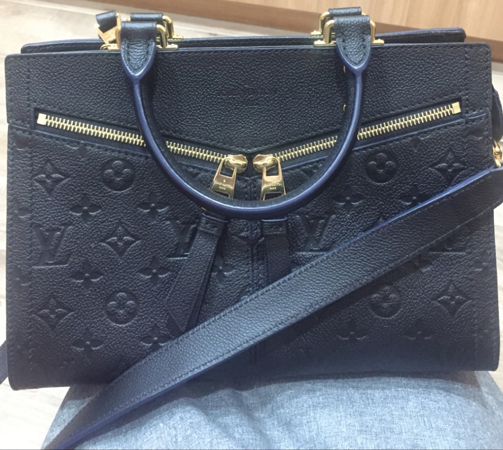 Bag Review: Louis Vuitton Sully – My Bag Files